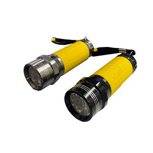 Stanley Linterna aluminio De 9 Led 50 Lm